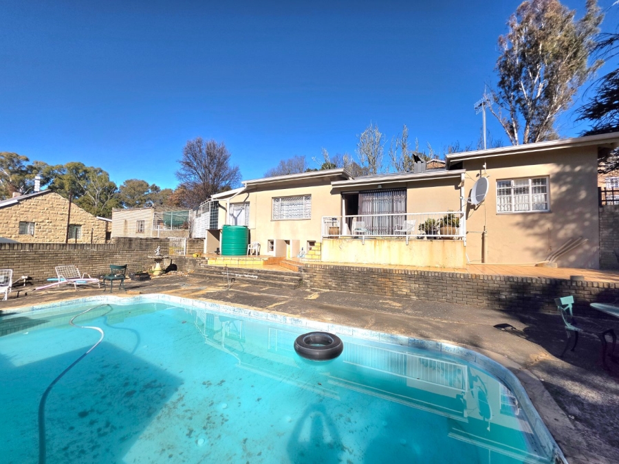 8 Bedroom Property for Sale in Bethlehem Free State